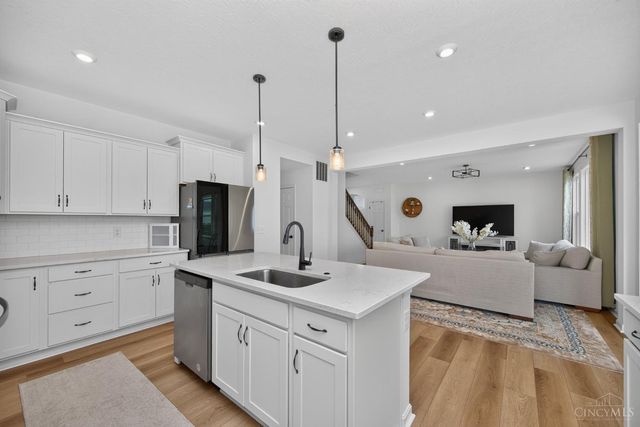 5068 Ross Ridge, South Lebanon, OH 45152