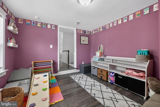 20 W PEARL ST, Burlington, NJ 08016