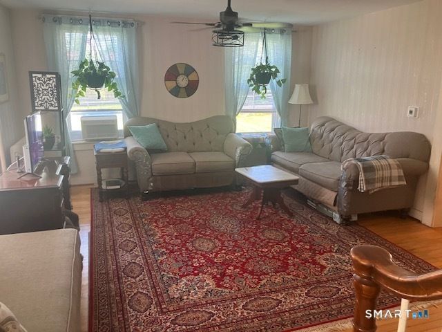 55 Pleasant Street, Manchester, CT 06040