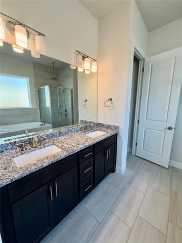 211 Darley Oak DR, Dripping Springs, TX 78620