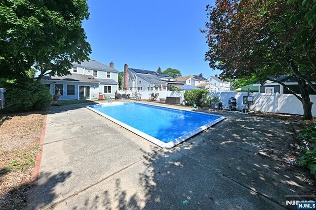 138 E Magnolia Avenue, Maywood, NJ 07607