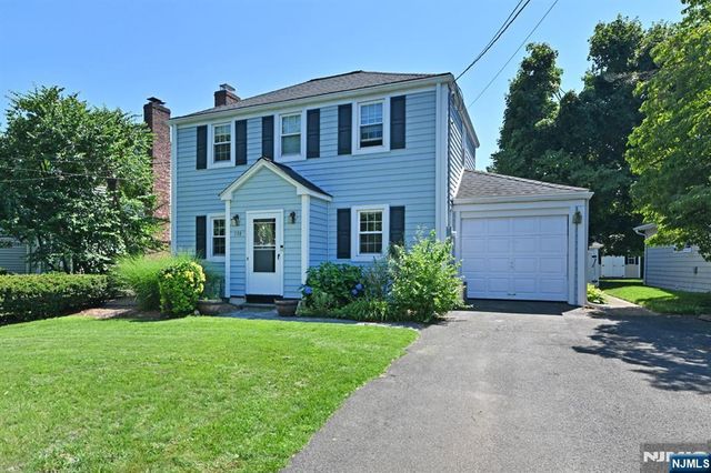 138 E Magnolia Avenue, Maywood, NJ 07607