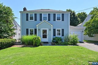 138 E Magnolia Avenue, Maywood, NJ 07607