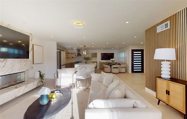 17541 SANTA CRISTOBAL, Fountain Valley, CA 92708