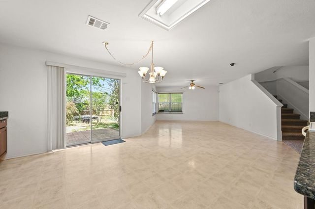 83 Elm Hill CT, San Marcos, TX 78666