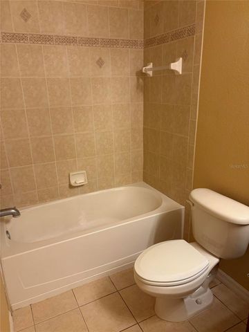 8520 BROKEN WILLOW COURT, Tampa, FL 33647