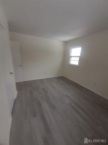 1776 OAK TREE Road, Edison, NJ 08820