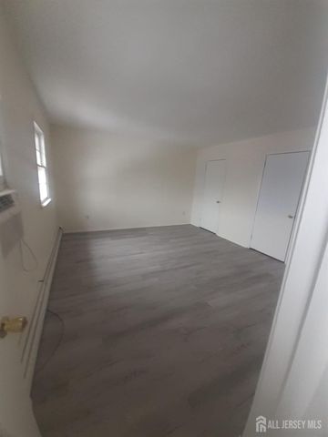 1776 OAK TREE Road, Edison, NJ 08820