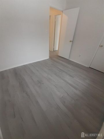 1776 OAK TREE Road, Edison, NJ 08820