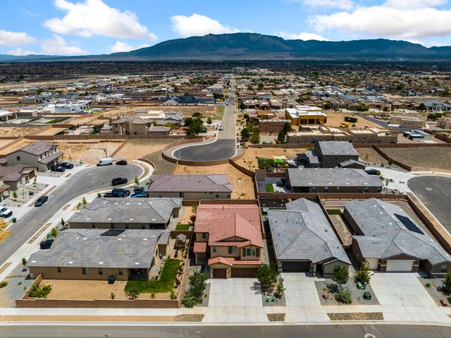 3206 Martuni Street SE, Rio Rancho, NM 87124