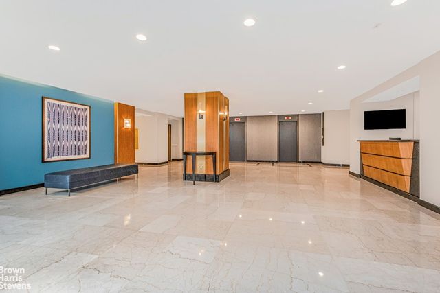 2500 Johnson Ave Apt 5F, New York City, NY 10463