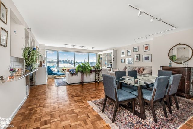 2500 Johnson Ave Apt 5F, New York City, NY 10463