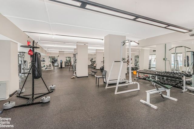 2500 Johnson Ave Apt 5F, New York City, NY 10463