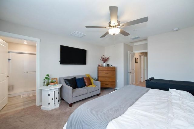 2249 Comstock Ln, Lincoln, CA 95648