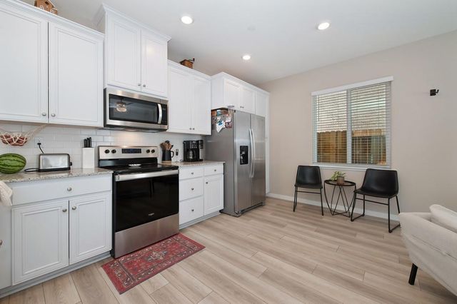 2249 Comstock Ln, Lincoln, CA 95648