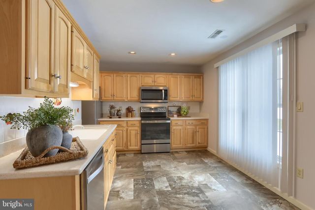 36 ROSEMONT DR, Myerstown, PA 17067