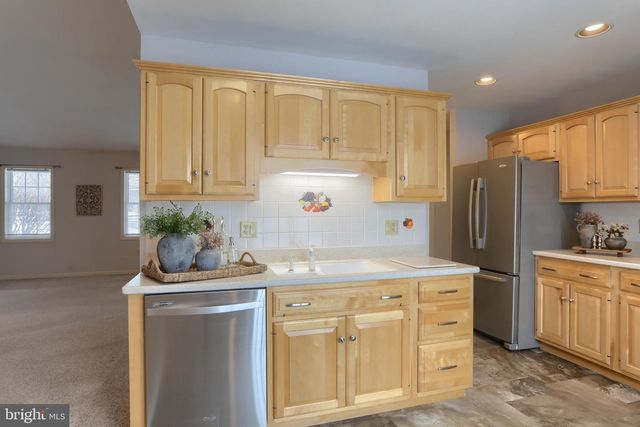 36 ROSEMONT DR, Myerstown, PA 17067