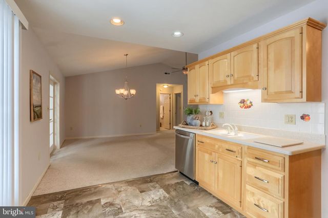 36 ROSEMONT DR, Myerstown, PA 17067