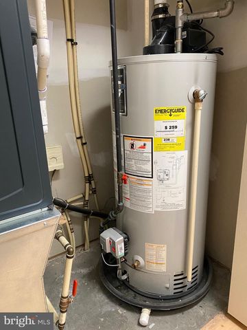 36 ROSEMONT DR, Myerstown, PA 17067