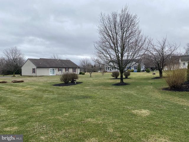 36 ROSEMONT DR, Myerstown, PA 17067