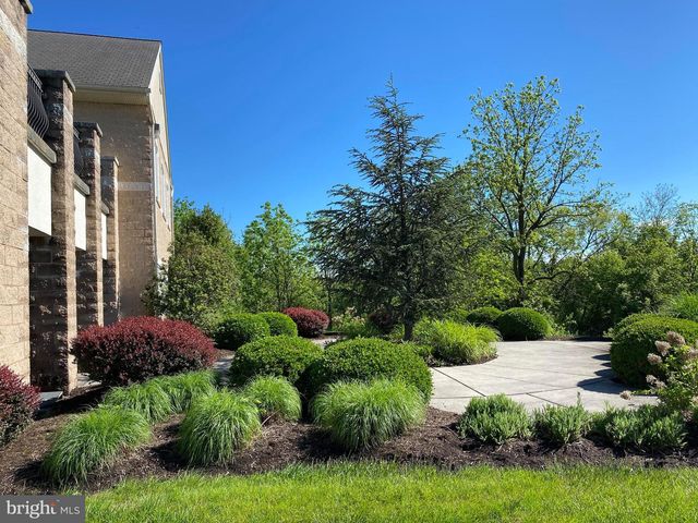 36 ROSEMONT DR, Myerstown, PA 17067