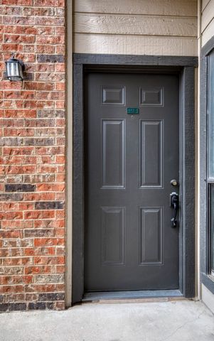 9600 Royal Lane 302, Dallas, TX 75243