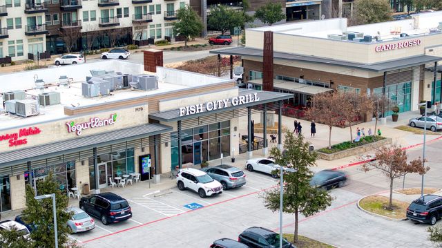 9600 Royal Lane 302, Dallas, TX 75243