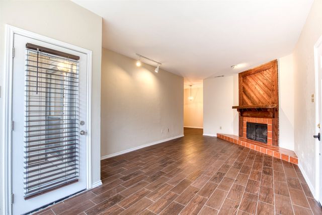 9600 Royal Lane 302, Dallas, TX 75243