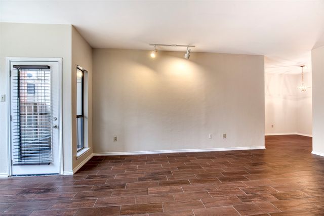 9600 Royal Lane 302, Dallas, TX 75243