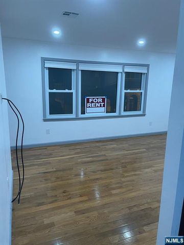 607 Nassau Street 2, Orange, NJ 07050