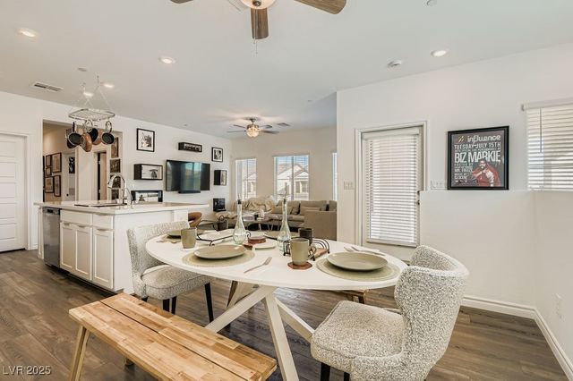 275 Callen Falls Avenue 2125, Henderson, NV 89011