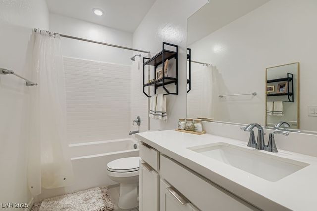 275 Callen Falls Avenue 2125, Henderson, NV 89011