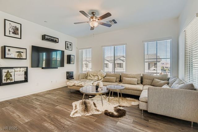 275 Callen Falls Avenue 2125, Henderson, NV 89011