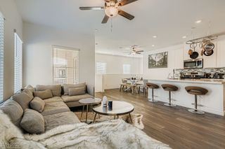 275 Callen Falls Avenue 2125, Henderson, NV 89011