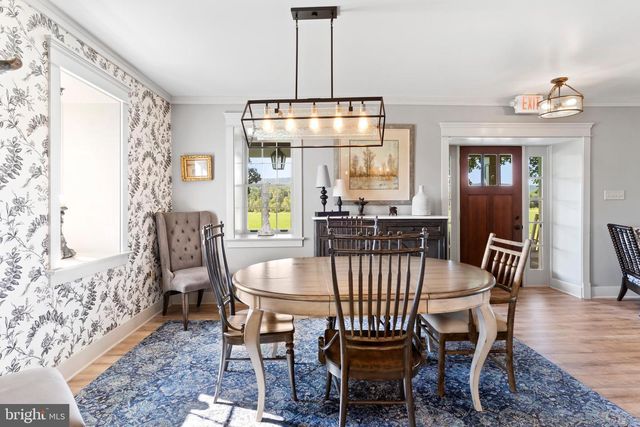 102 ENCKS MILL RD, Carlisle, PA 17015