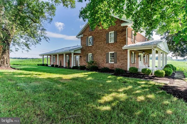 102 ENCKS MILL RD, Carlisle, PA 17015