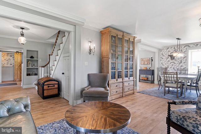 102 ENCKS MILL RD, Carlisle, PA 17015