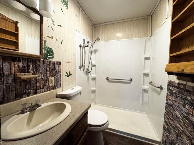 1176 Duxberry Avenue, Columbus, OH 43211