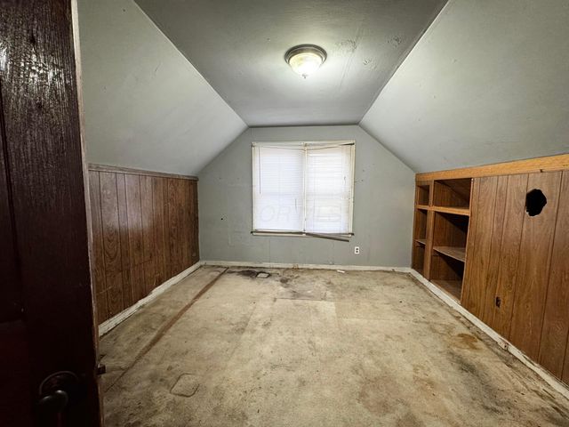 1176 Duxberry Avenue, Columbus, OH 43211