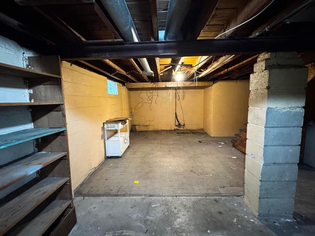 1176 Duxberry Avenue, Columbus, OH 43211