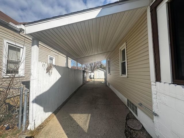 1176 Duxberry Avenue, Columbus, OH 43211