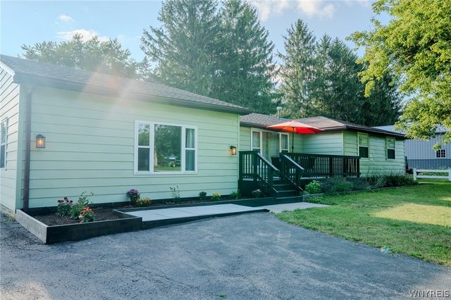 4762 South Ayers Road, Newstead, NY 14001