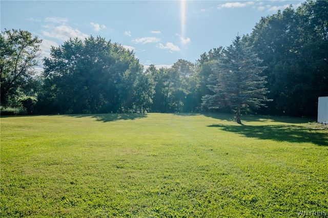 4762 South Ayers Road, Newstead, NY 14001