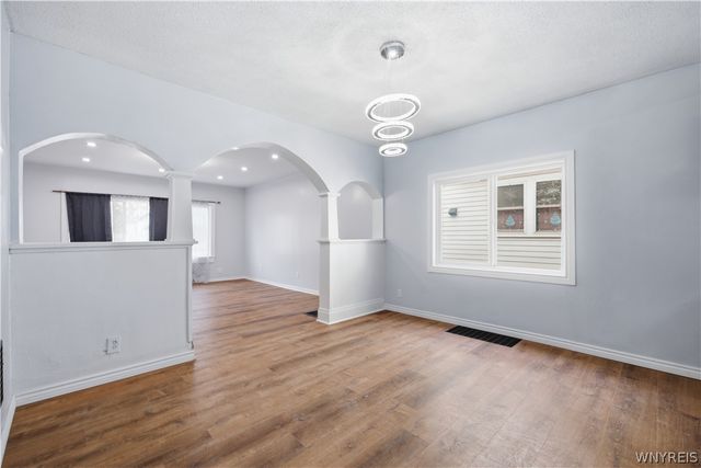 122 Dartmouth Avenue, Buffalo, NY 14215