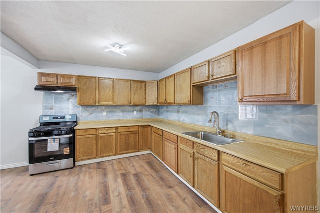 122 Dartmouth Avenue, Buffalo, NY 14215
