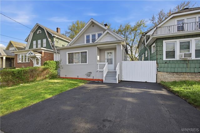 122 Dartmouth Avenue, Buffalo, NY 14215