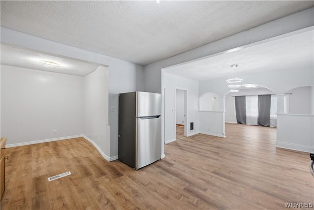 122 Dartmouth Avenue, Buffalo, NY 14215