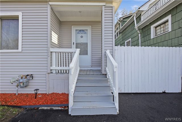 122 Dartmouth Avenue, Buffalo, NY 14215