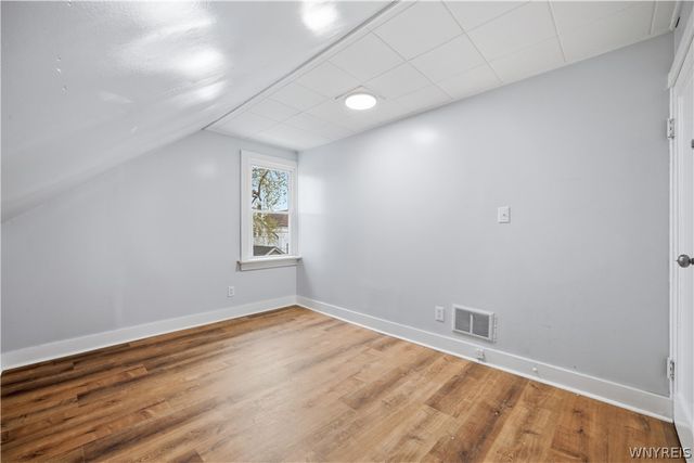 122 Dartmouth Avenue, Buffalo, NY 14215