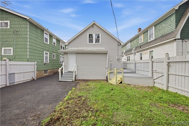 122 Dartmouth Avenue, Buffalo, NY 14215